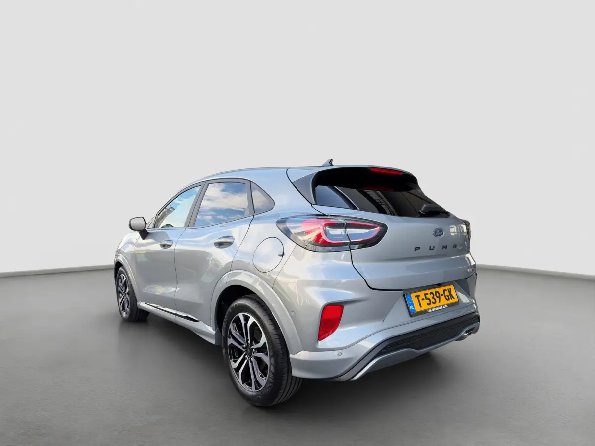 1.0 EcoBoost 125pk ST-Line | Camera | Carplay | Parkeersensoren | Navigatie | Cruise controle | Draadlos alden | Full LED | Parkeersensoren | Stoelverwarming | Stuurverwarming