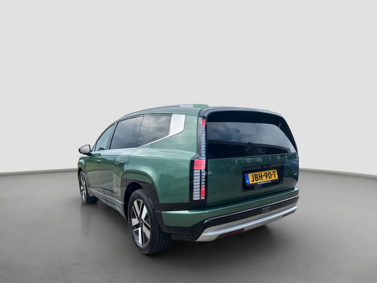 Connect+ AWD 7p. 110.3 kWh | Premium Audio | Adaptive cruise control | Dodehoek detectie | Leder | Niveauregeling | Schuifdak | Warmtepomp | Stoelverwarming | 360 graden camera | Elektrische