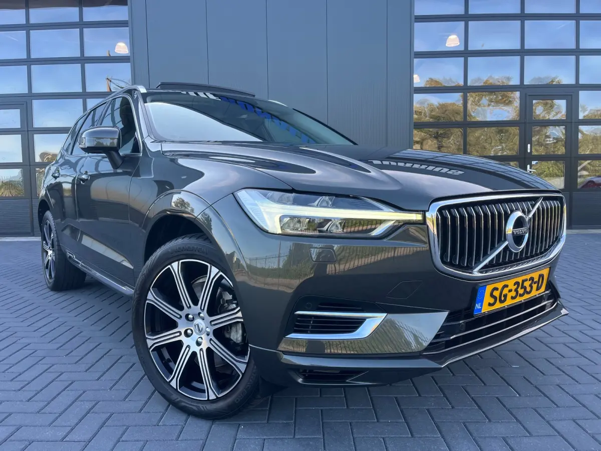 2.0 T8 Twin Engine AWD Inscription NL.Auto/Panoramadak/HUD/Trekhaak/Carplay/Full Led/Dealer onderhouden/2De Eigenaar