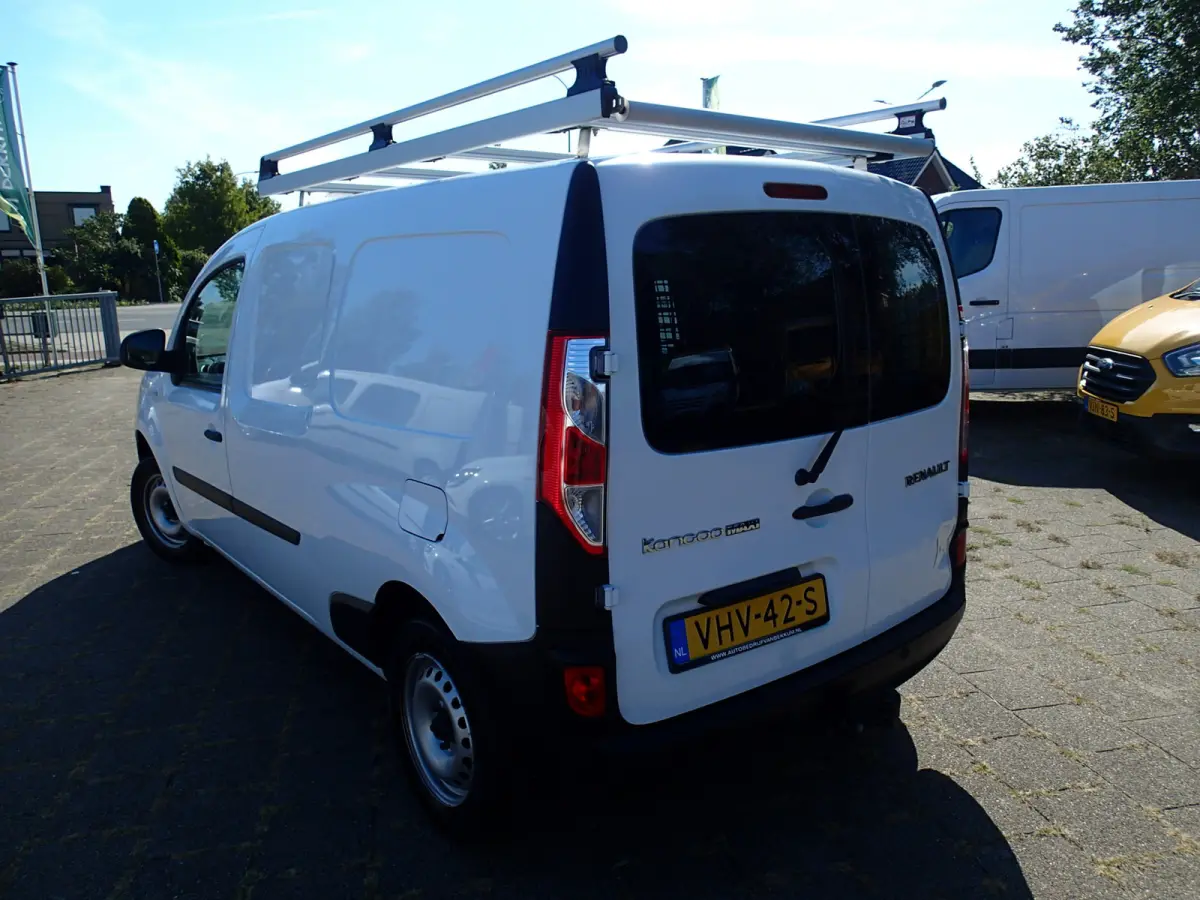 1.5 Blue dCi 95 Comfort Maxi VOORZIEN VAN AIRCO+NAV.+IMPERIAAL !!