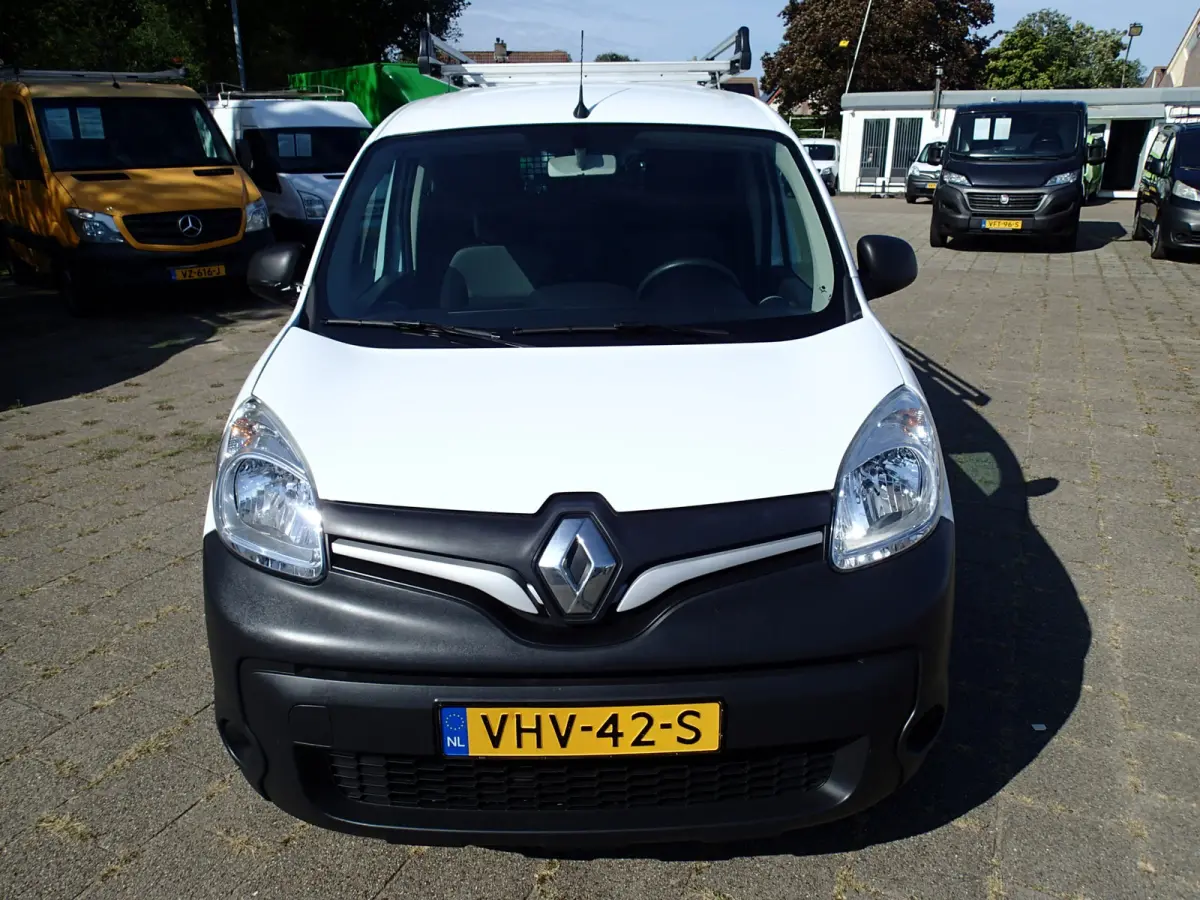 1.5 Blue dCi 95 Comfort Maxi VOORZIEN VAN AIRCO+NAV.+IMPERIAAL !!