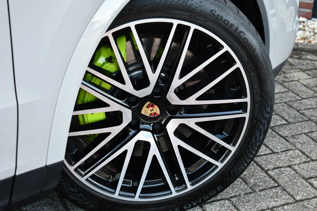 3.0 S E-Hybrid Pano Trekh ACC HUD 360 Chrono 22inch