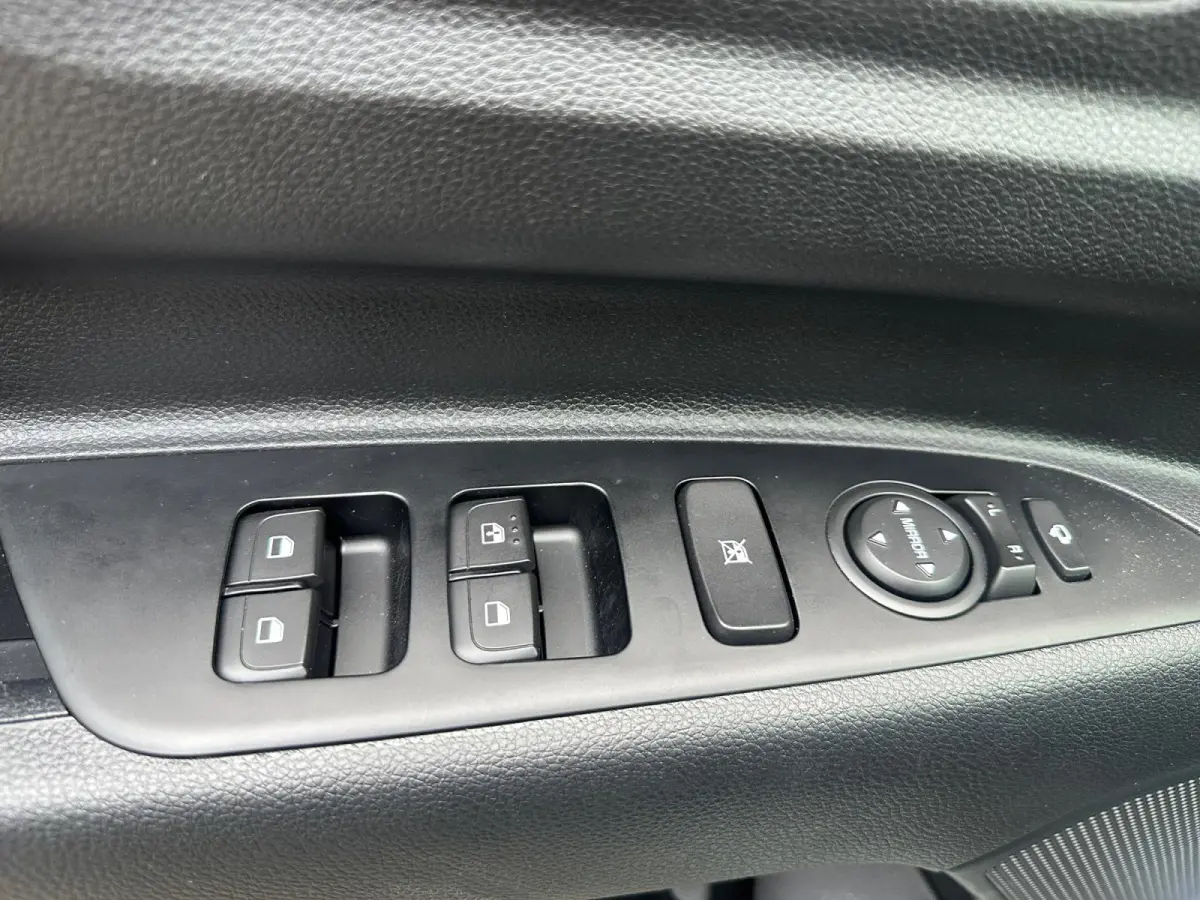 1.0 T-GDi MHEV DynamicPlusLine | Stoel/Stuurverwarming | Climate Control | 10 Jaar Garantie