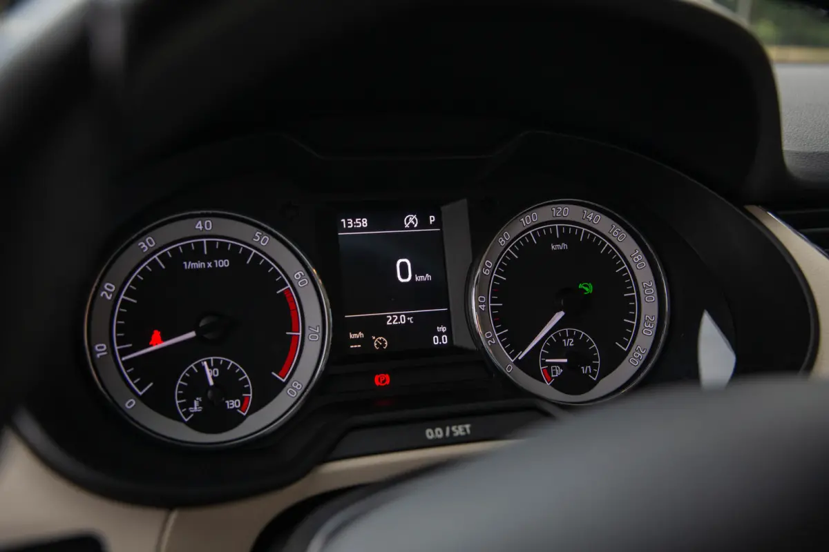 1.4 TSI Greentech Style Business , Trekhaak, Stoelverwarming, Carplay