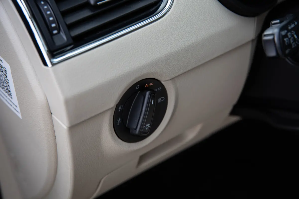 1.4 TSI Greentech Style Business , Trekhaak, Stoelverwarming, Carplay