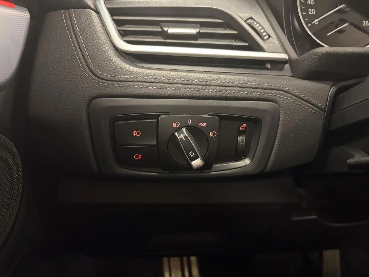 225XE Active Tourer*Plug-In Hybride*M-Sport*Head-Up*Pano*Leer*Winterpakket*Camera*