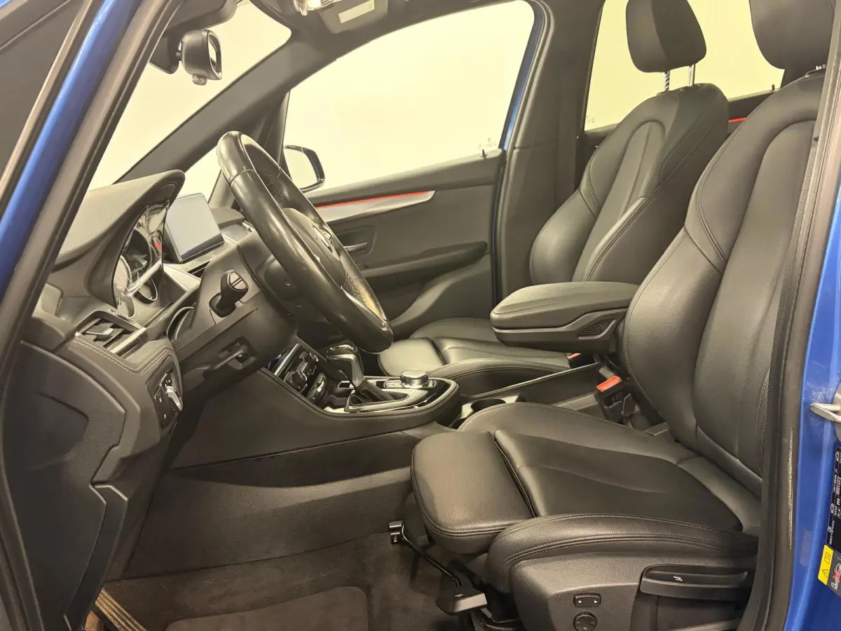 225XE Active Tourer*Plug-In Hybride*M-Sport*Head-Up*Pano*Leer*Winterpakket*Camera*