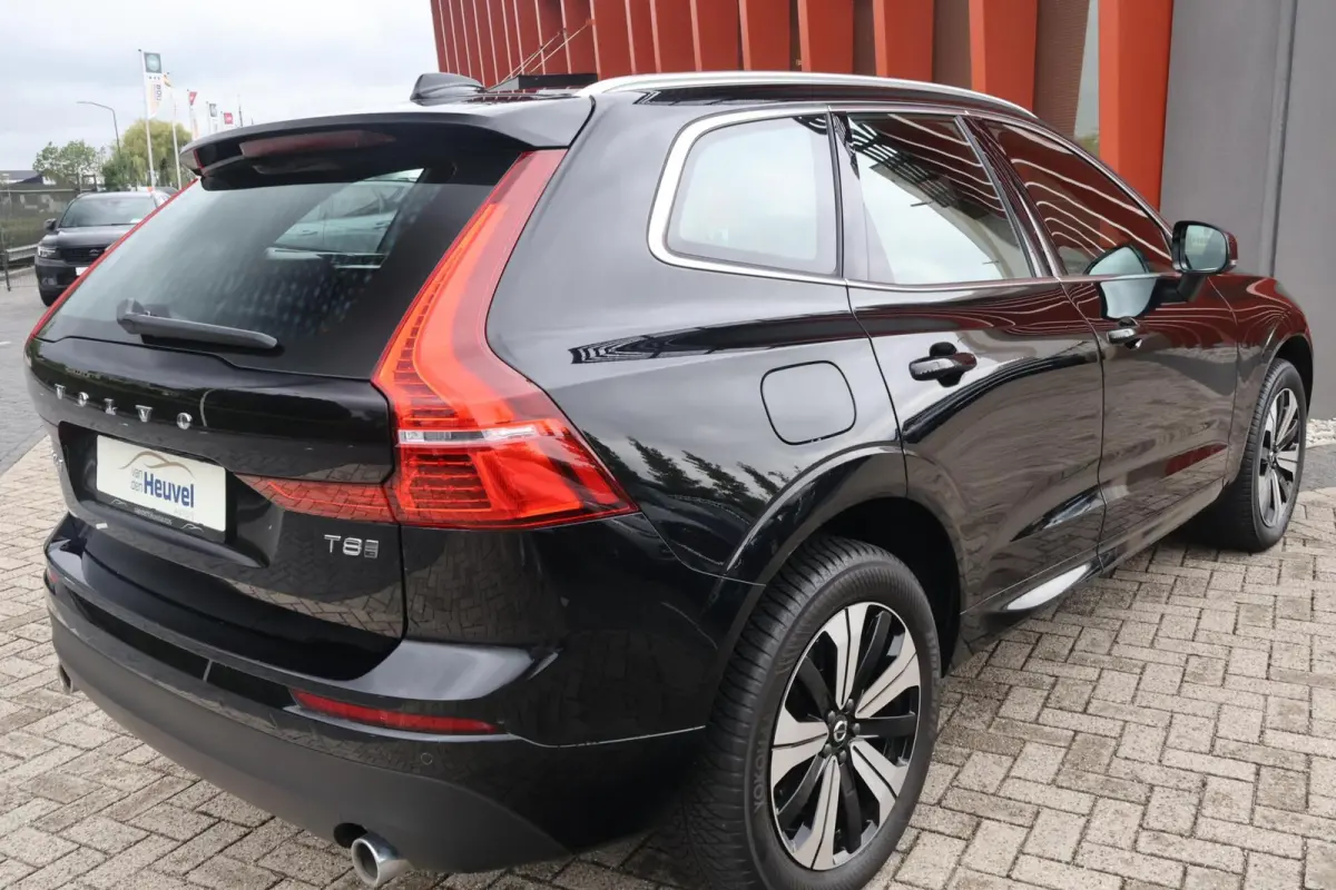 T8 Recharge AWD Momentum | Leder | Panoramadak | Parkeercamera | Keyless