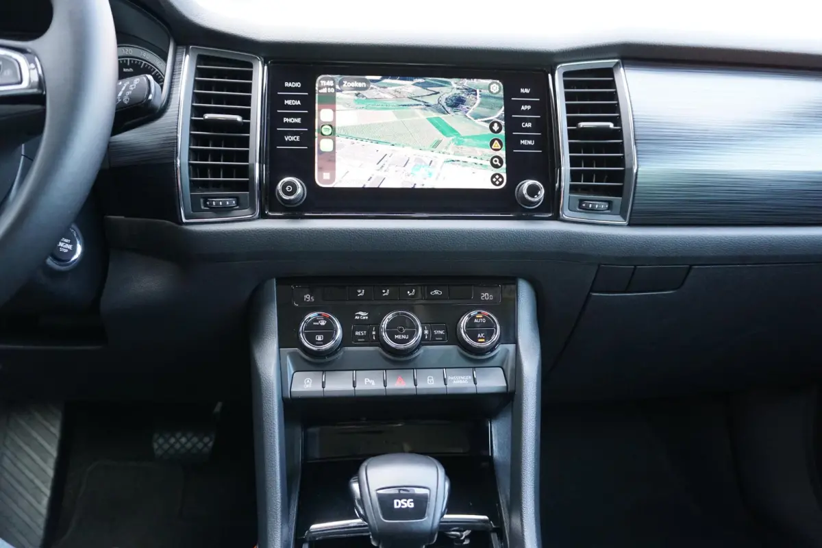 1.5 TSI Style 7p. + CAMERA / APPLE CARPLAY / KEYLESS / TREKHAAK / ACC