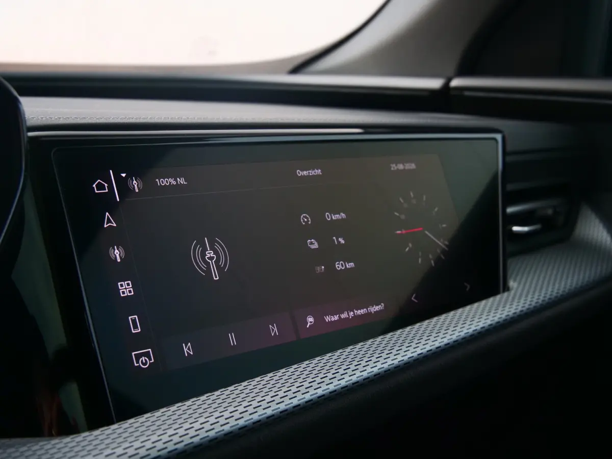 2.0 TFSI e-hybrid quattro S edition 299 Pk Automaat NIEUW MODEL Stoelverwarming / Pano-dak / Adaptive Cruise / Camera's