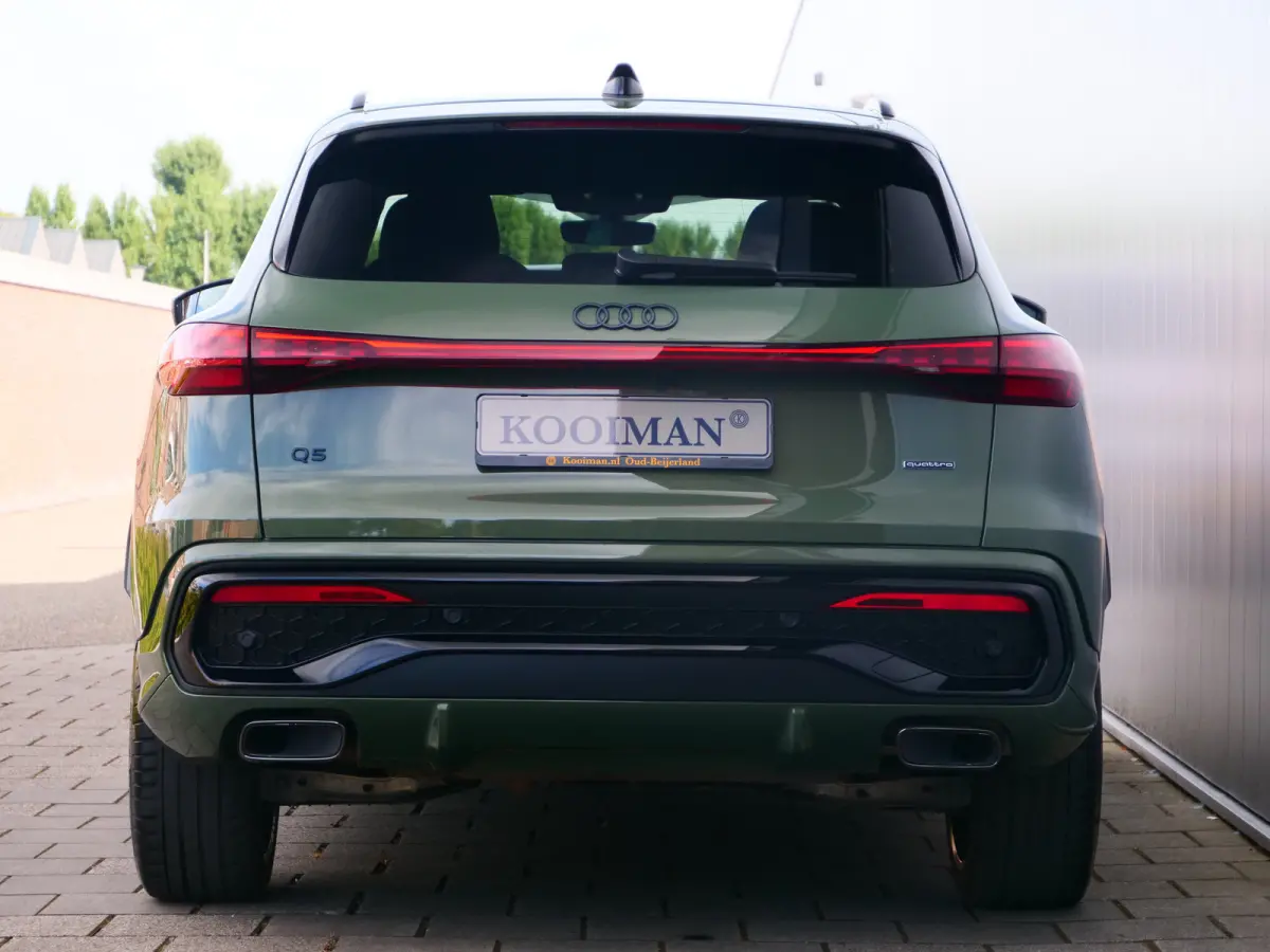 2.0 TFSI e-hybrid quattro S edition 299 Pk Automaat NIEUW MODEL Stoelverwarming / Pano-dak / Adaptive Cruise / Camera's