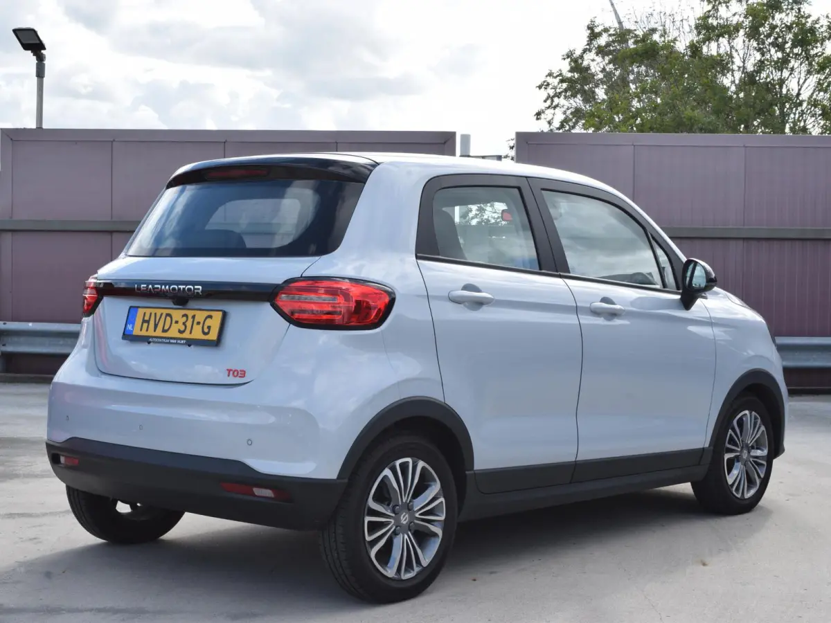 Design 37.3 kWh | 265 KM ACTIERADIUS |