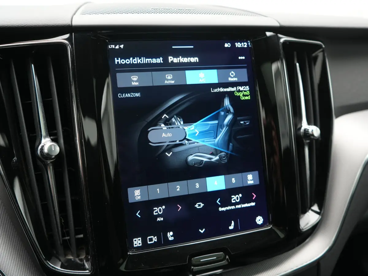 T6 AWD R-Design PHEV 340pk Dealer O.H. | Panodak | Adaptive Cruise | Head Up | 360 Camera | Harman / Kardon | Lederen Sportstoelen Memory & Verwarmd | Stuur Verwarmd | Google Assistent | Key