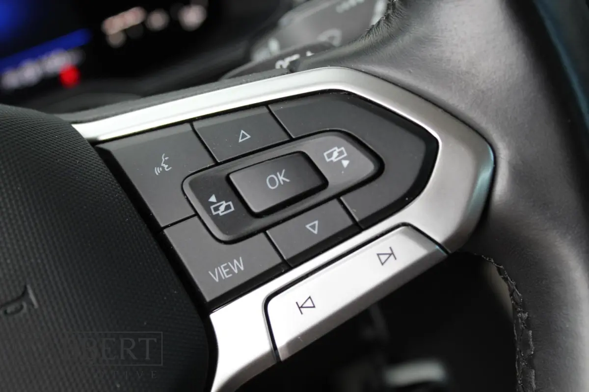 1.0 TSI Life Automaat Zwart BTW