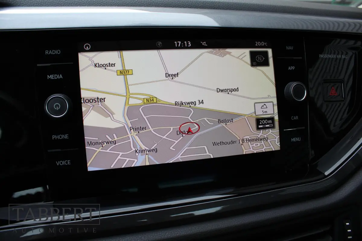 1.0 TSI Highline Automaat Zwart