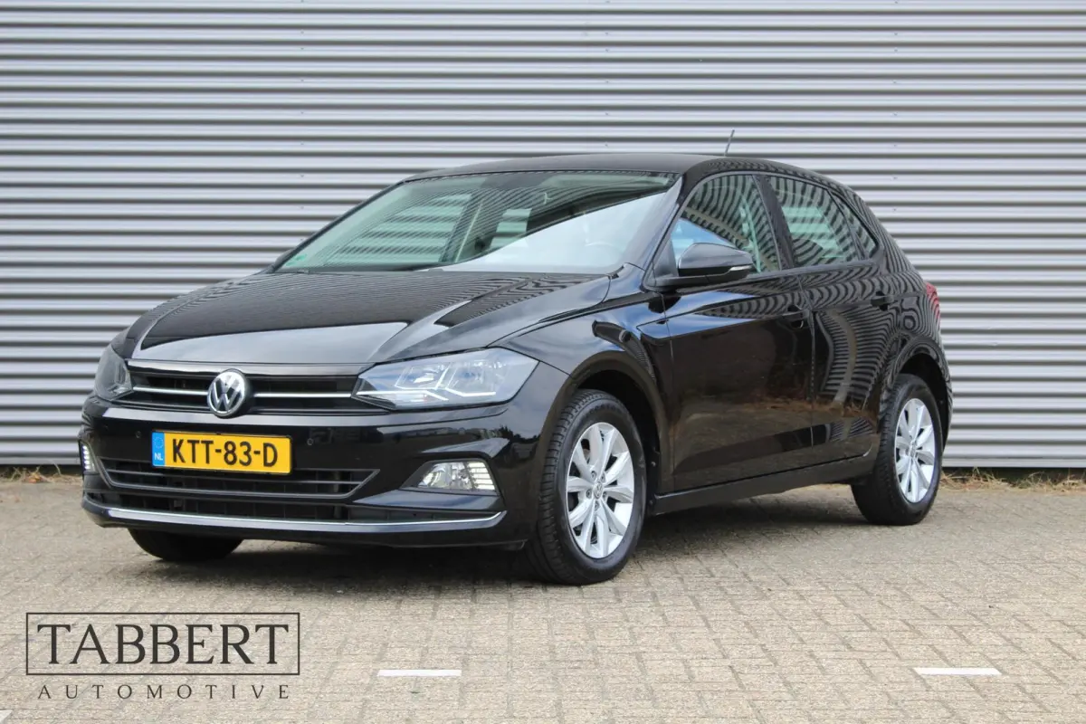 1.0 TSI Highline Automaat Zwart