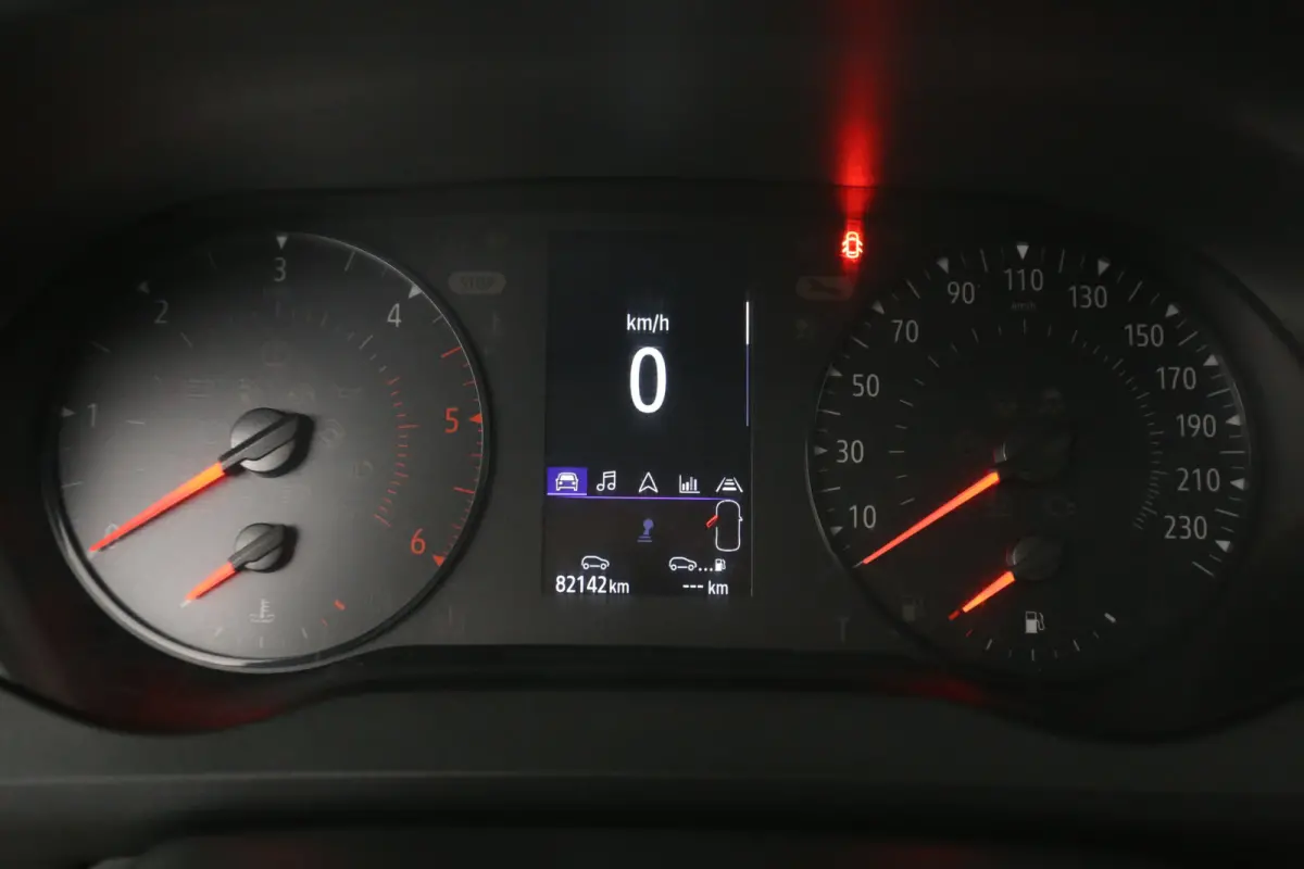 1.5 Blue dCi 95pk | Clima | Cruise | Carplay | Trekhaak | Navi | Parkeersensoren