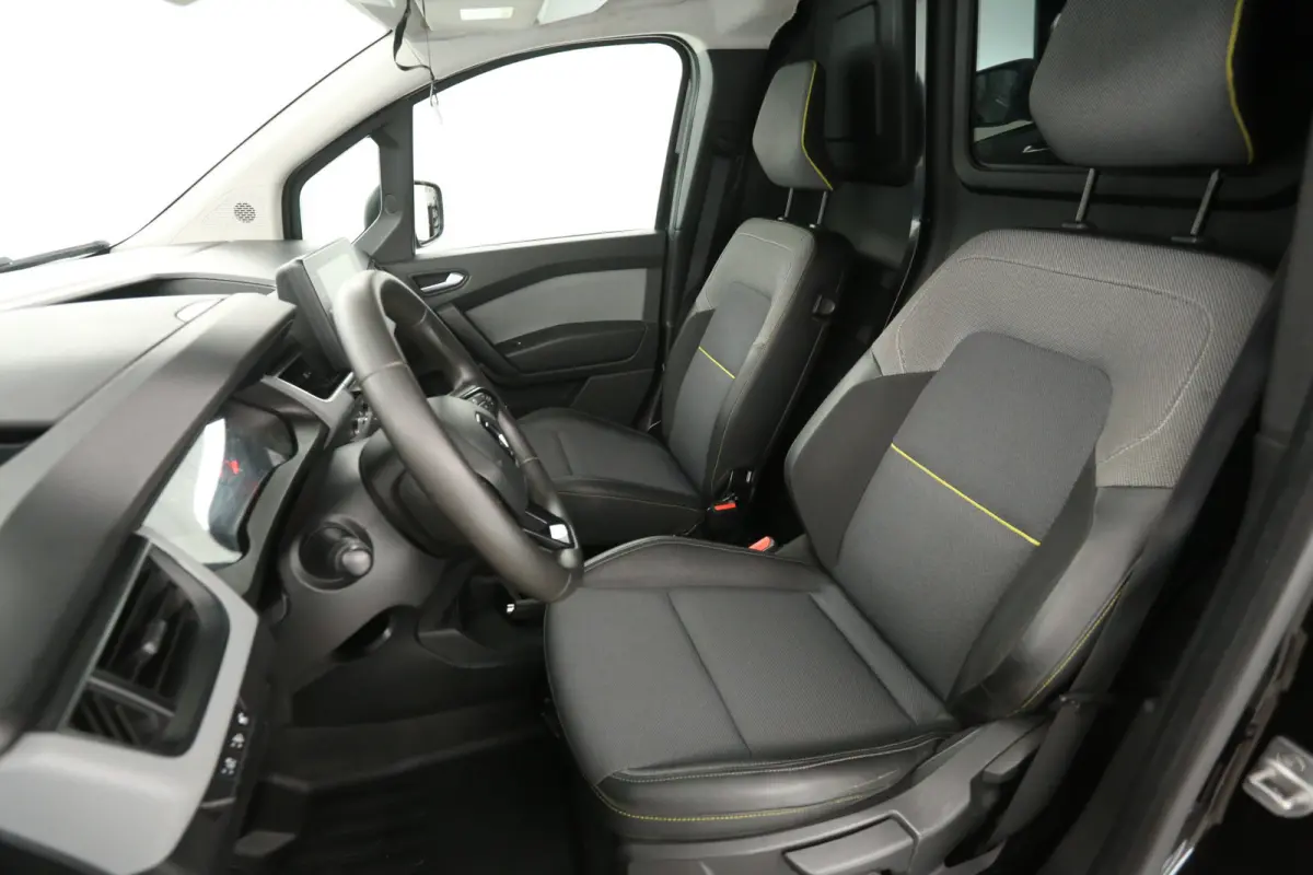 1.5 Blue dCi 95pk | Clima | Cruise | Carplay | Trekhaak | Navi | Parkeersensoren