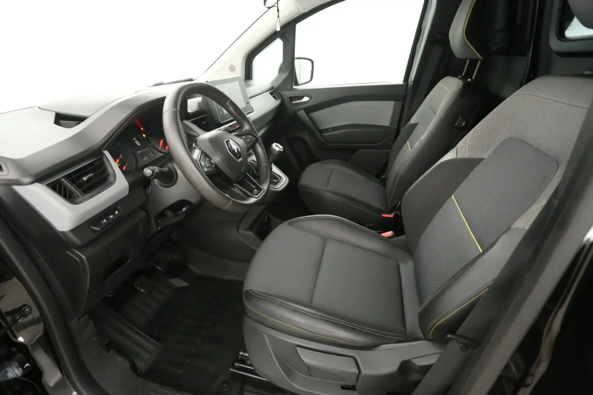 1.5 Blue dCi 95pk | Clima | Cruise | Carplay | Trekhaak | Navi | Parkeersensoren