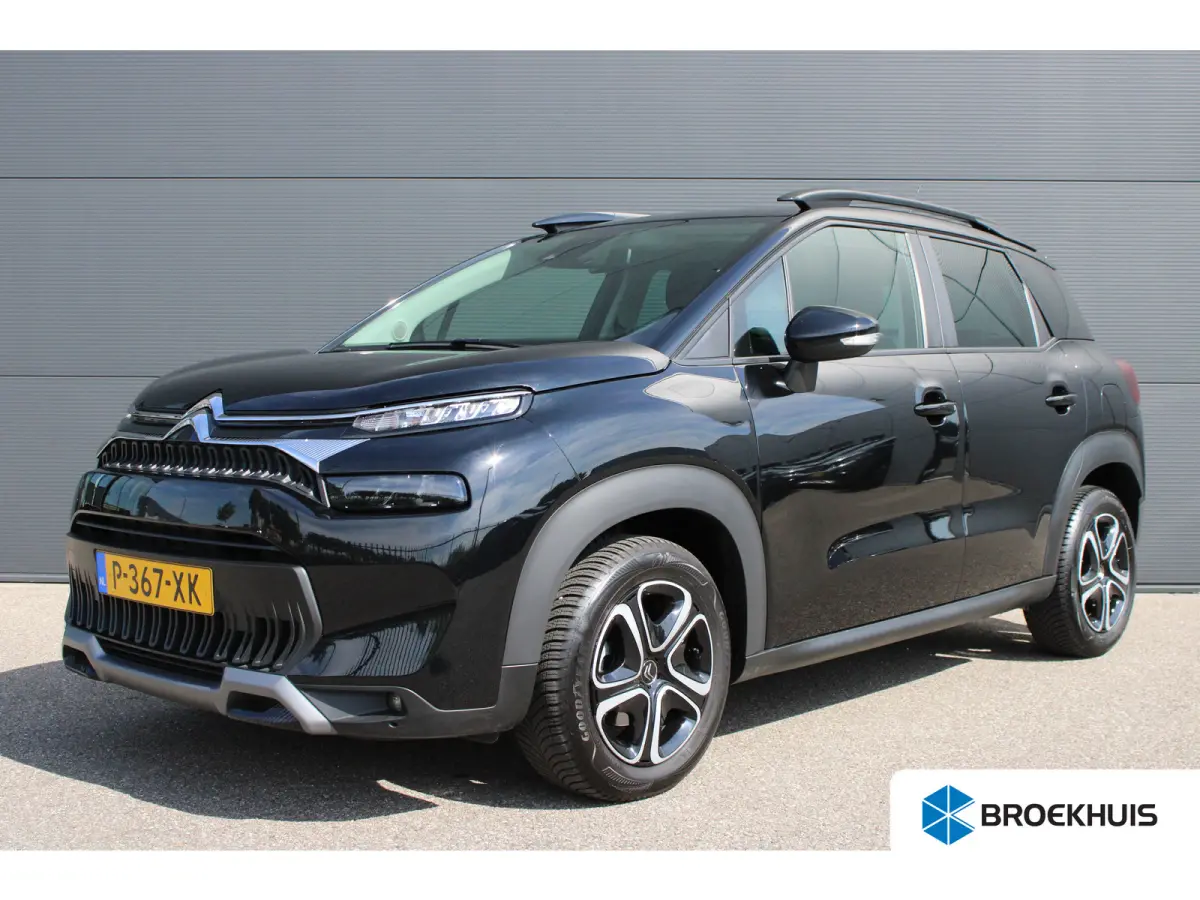 1.2 PureTech 110pk Feel | Navigatie | Bluetooth | Cruise control | All season | NL auto | 22.000km | Airconditioning |
