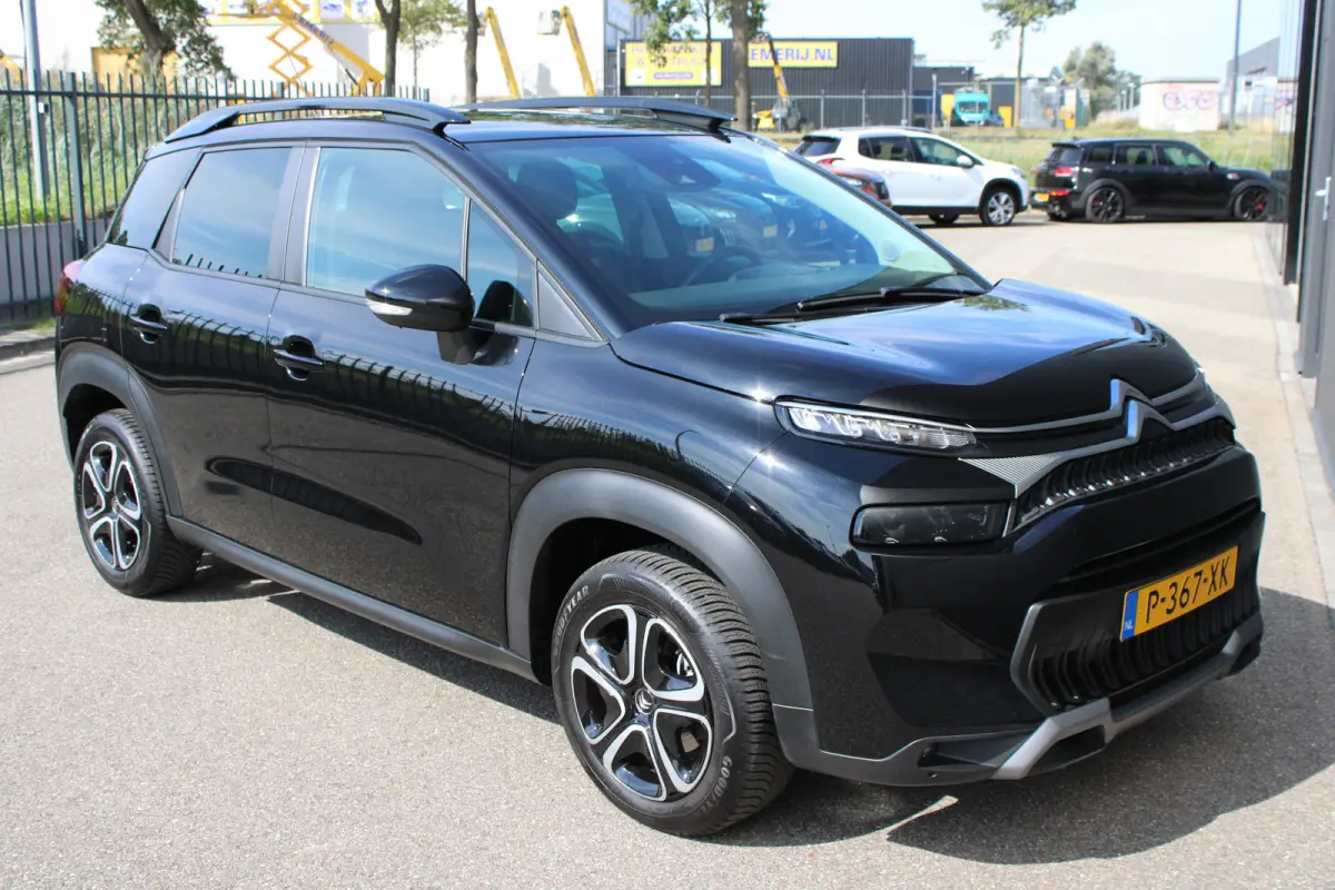 1.2 PureTech 110pk Feel | Navigatie | Bluetooth | Cruise control | All season | NL auto | 22.000km | Airconditioning |