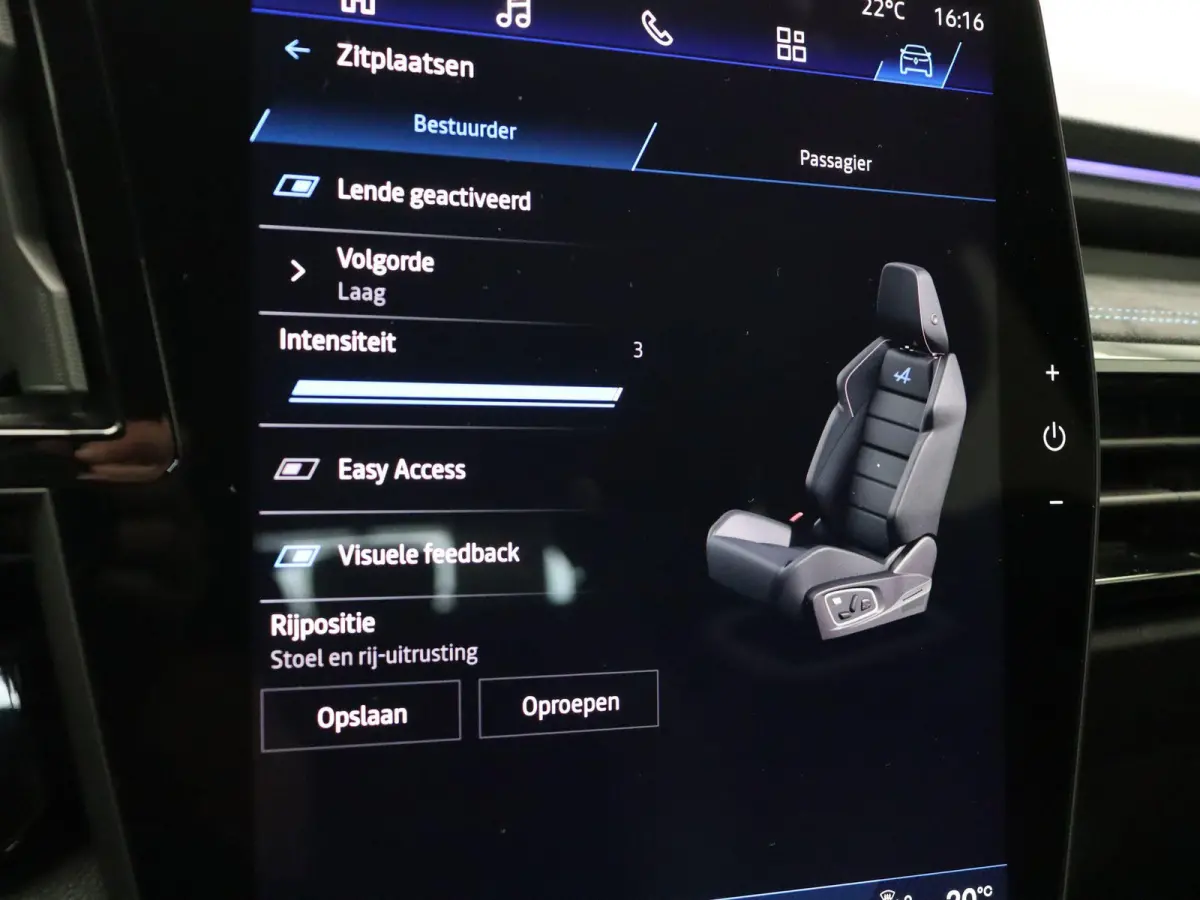 1.2 E-Tech full hybrid 200 iconic esprit Alpine | Facelift | Stoel-stuurverwarming | Adaptieve cruise control | Elektrisch bedienbare stoelen | Navigatie |
