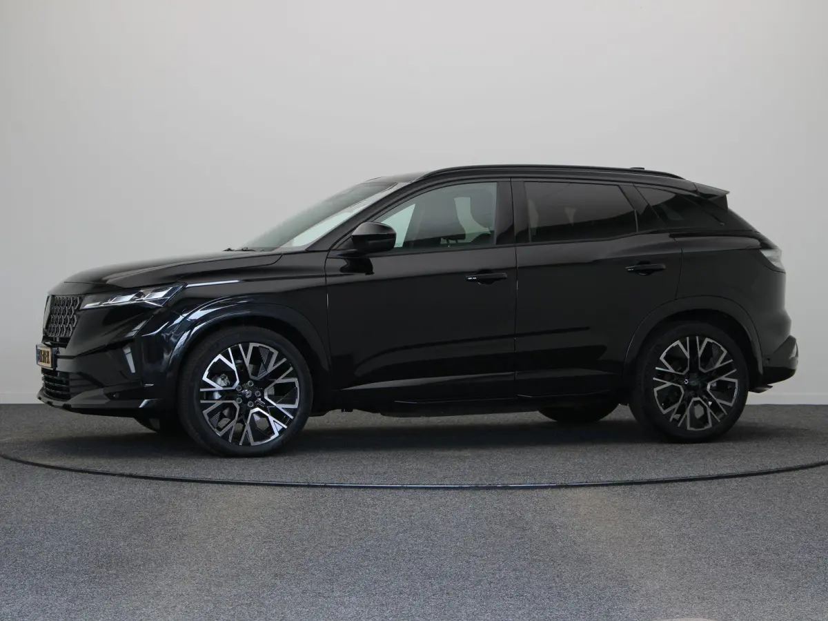1.2 E-Tech full hybrid 200 iconic esprit Alpine | Facelift | Stoel-stuurverwarming | Adaptieve cruise control | Elektrisch bedienbare stoelen | Navigatie |
