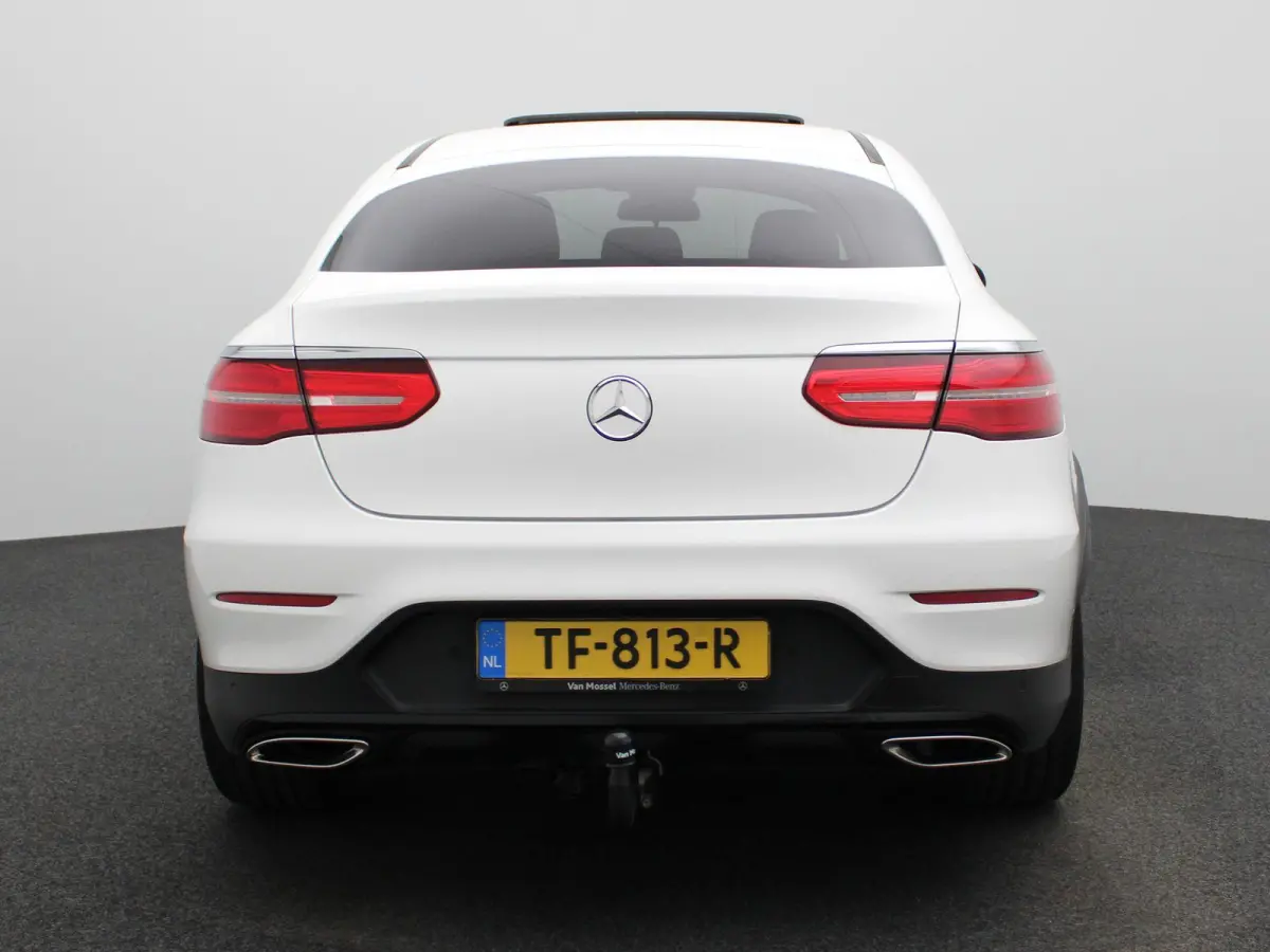 250 4MATIC Premium Plus | Automaat | Panoramadak | Stoelverwarming | Achteruitrijcamera | Parkeersensoren | Trekhaak |