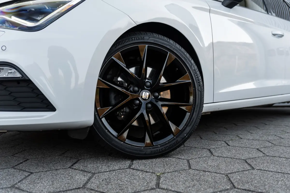 1.5 TSI FR Ultimate Edition Black VIRTUAL*ACC*DCC*PANO*KEYLESS*BEATS*LANE