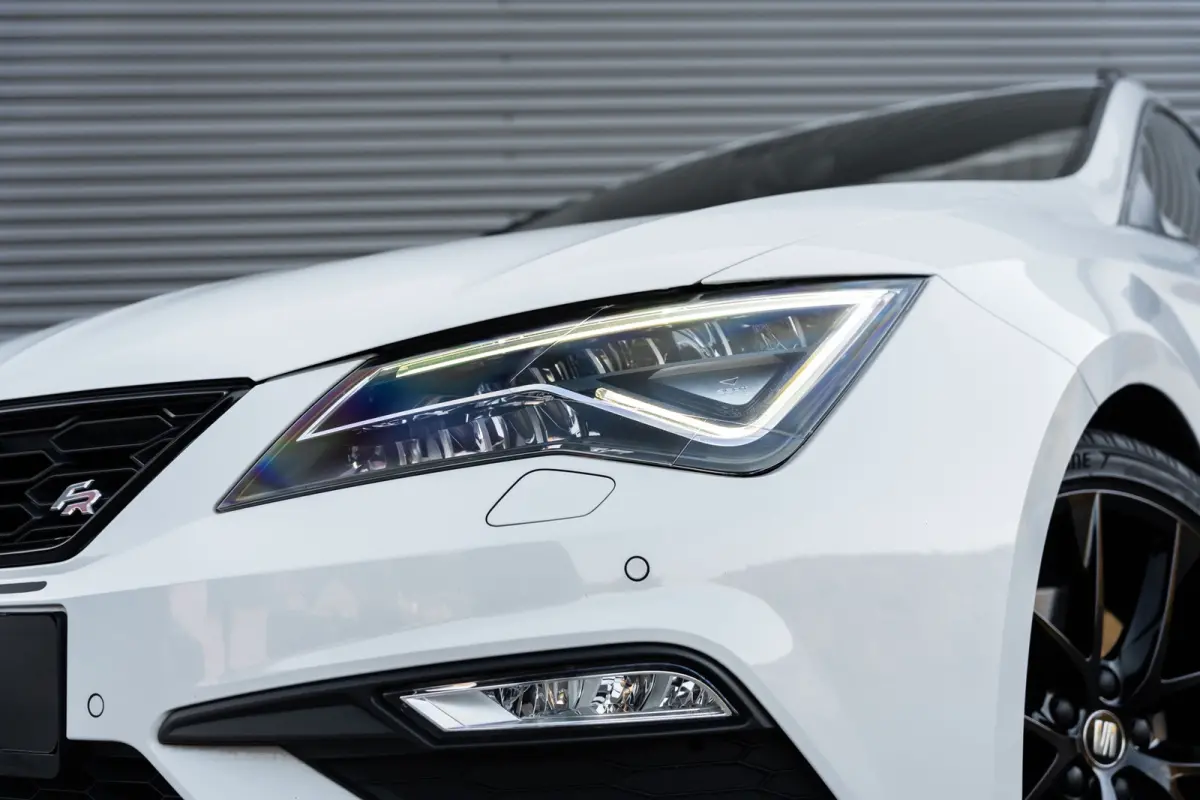 1.5 TSI FR Ultimate Edition Black VIRTUAL*ACC*DCC*PANO*KEYLESS*BEATS*LANE