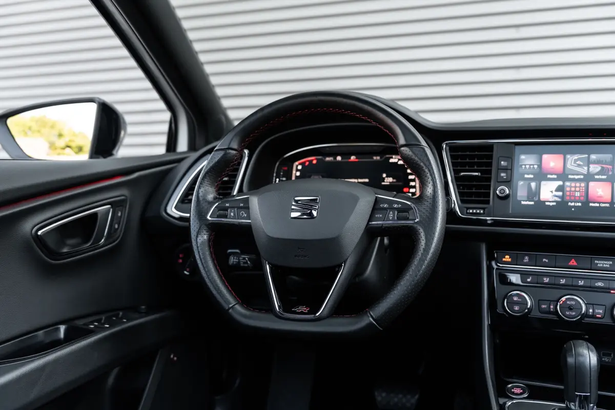 1.5 TSI FR Ultimate Edition Black VIRTUAL*ACC*DCC*PANO*KEYLESS*BEATS*LANE