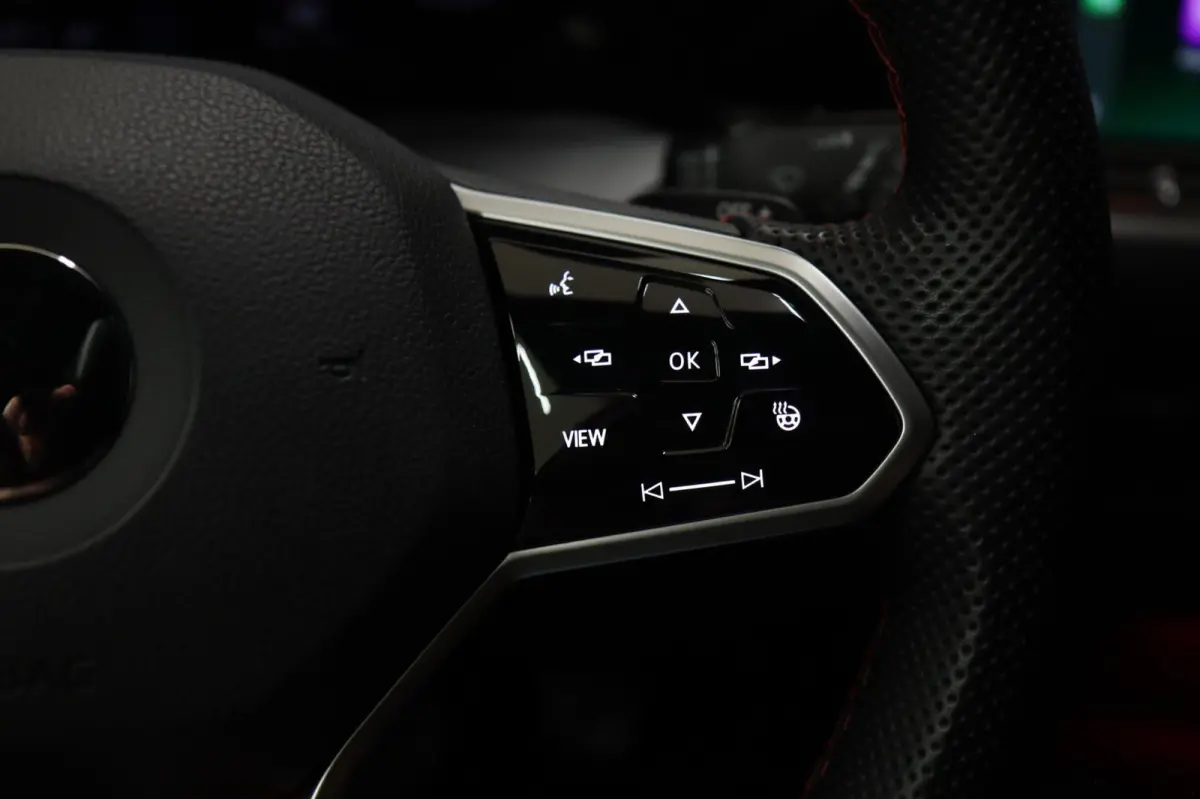 2.0 TSI GTI 45 JAHRE CLUBSPORT AKRA/PANO/CARPLAY/IQ/VOL