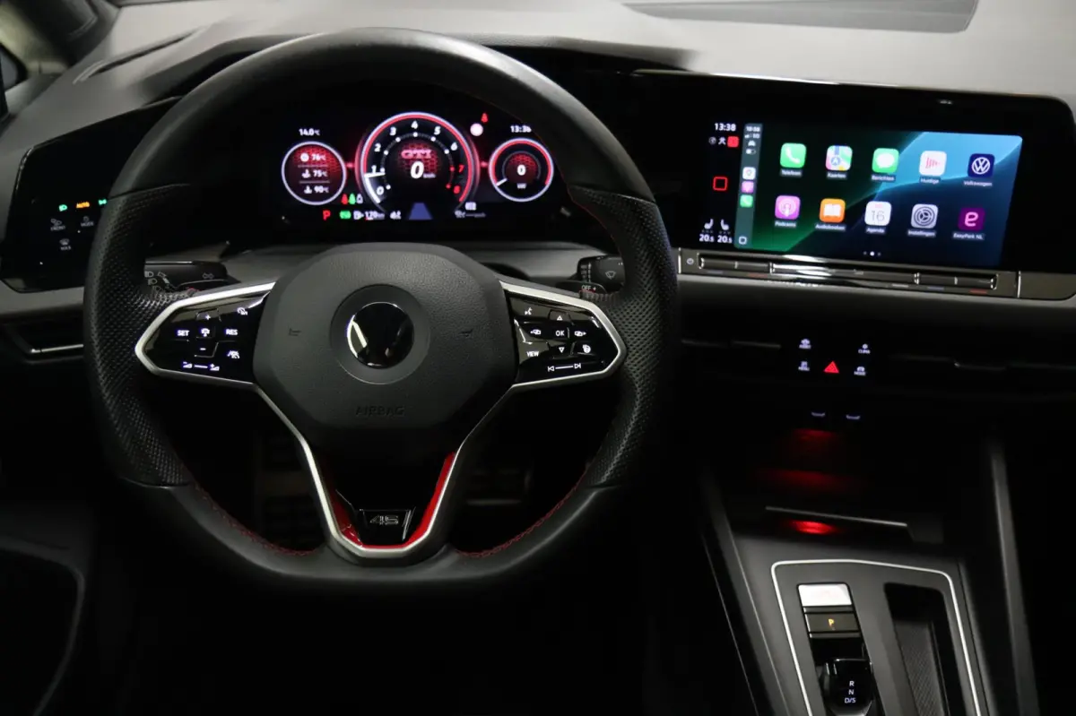 2.0 TSI GTI 45 JAHRE CLUBSPORT AKRA/PANO/CARPLAY/IQ/VOL