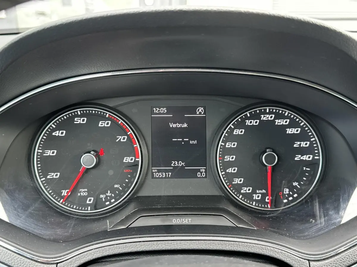 1.0 TSI Xcellence Launch Edition Clima Cruise