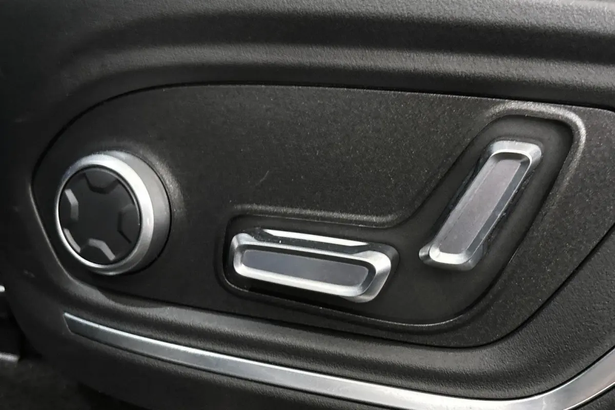 1.5 PHEV Panoramadak Stuur-Stoelverwarming 360-Camera