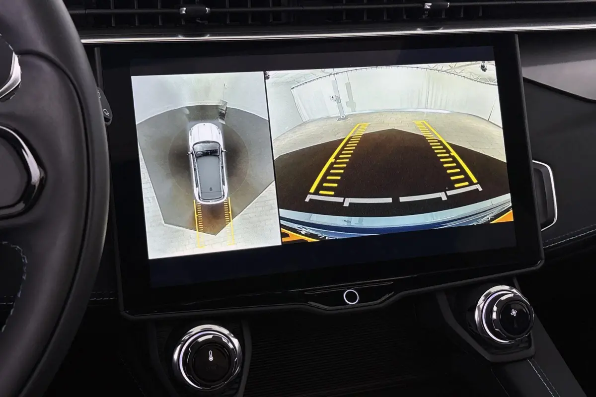 1.5 PHEV Panoramadak Stuur-Stoelverwarming 360-Camera