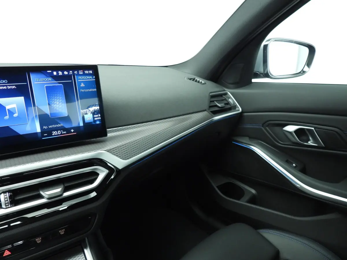 320e | M-Sportpakket | LED | Navigatie | Sportstoelen | Lendensteunen | DAB | Hifi speakers | Alu 18 inch