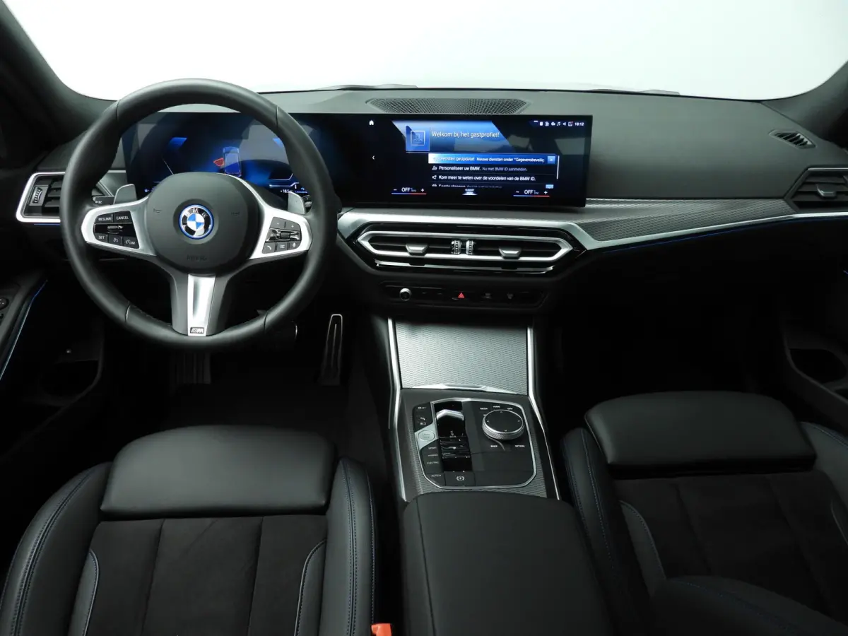 320e | M-Sportpakket | LED | Navigatie | Sportstoelen | Lendensteunen | DAB | Hifi speakers | Alu 18 inch