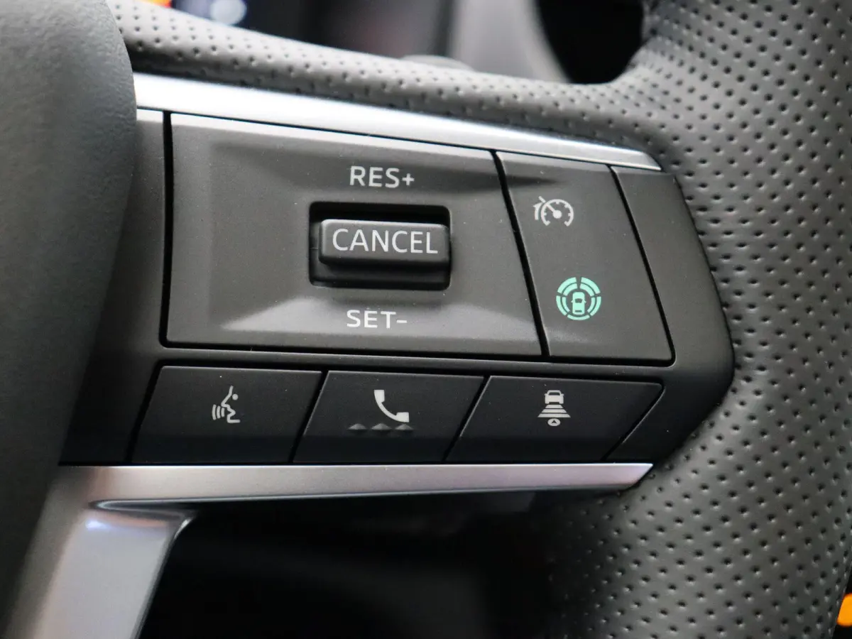 2.4 PHEV Instyle | Trekhaak | Stoelverwarming Voor en Achter | Elektrische Achterklep | Yamaha audio | Panoramadak | Stoelmassage |