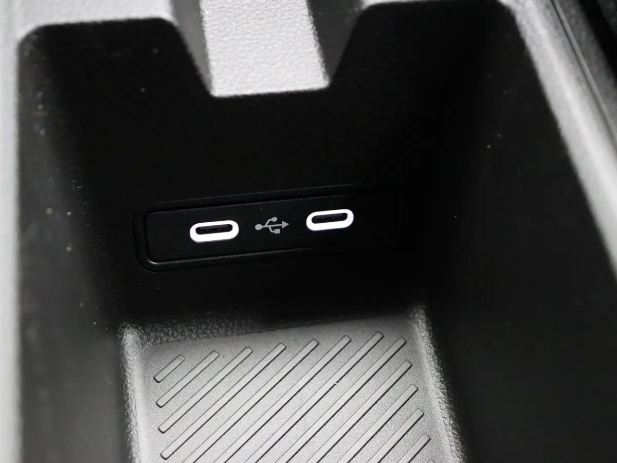 urban range evolution 40 kWh | Vijf jaar garantie | Stoelverwarming | Apple carplay / Android Auto |
