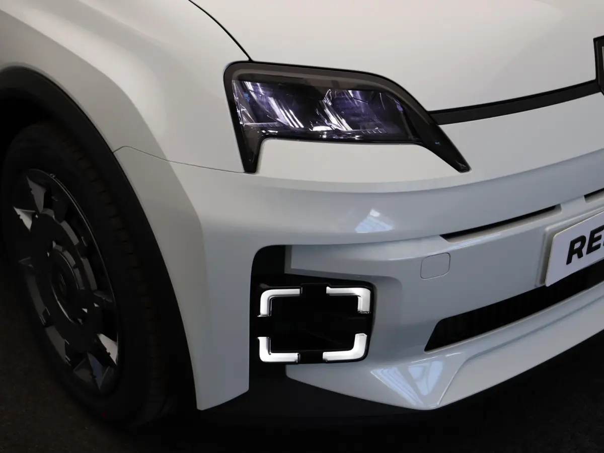 urban range evolution 40 kWh | Vijf jaar garantie | Stoelverwarming | Apple carplay / Android Auto |