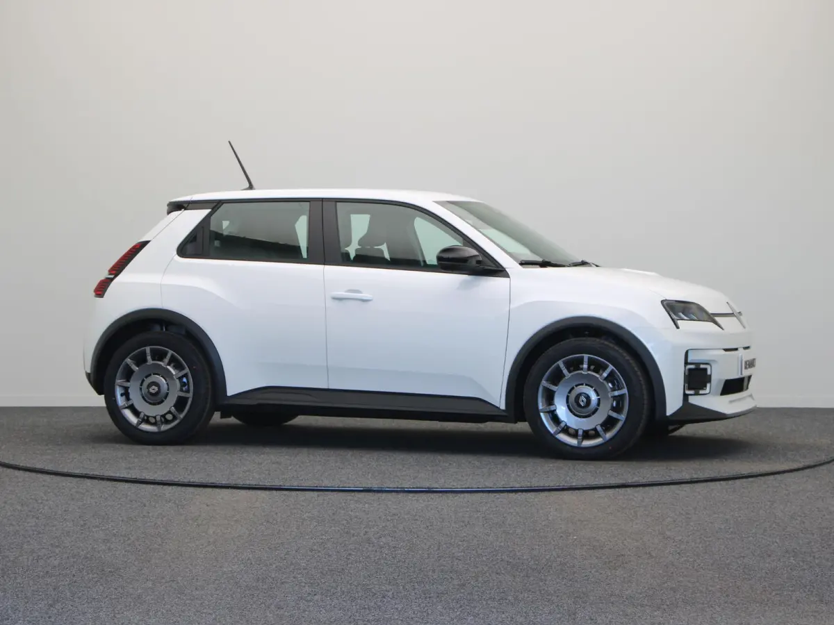 urban range evolution 40 kWh | Vijf jaar garantie | Stoelverwarming | Apple carplay / Android Auto |