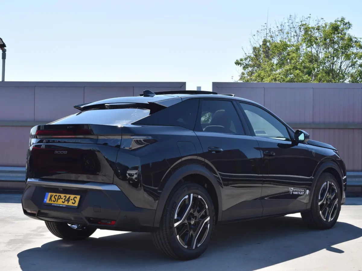 1.6 plug-in Hybrid 225 GT l 360 camera l Schuif/ kanteldak l Elektrische AGR voorstoelen l