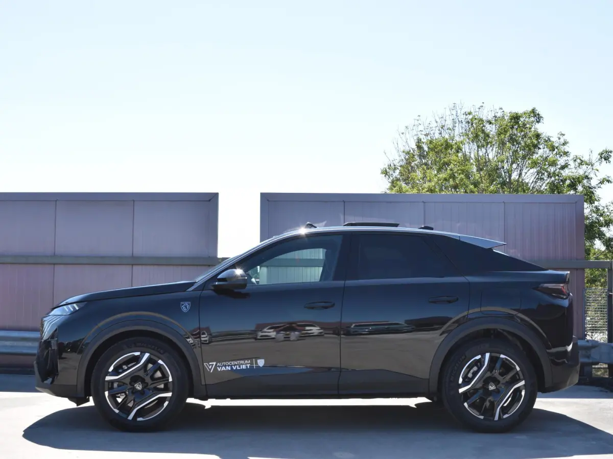 1.6 plug-in Hybrid 225 GT l 360 camera l Schuif/ kanteldak l Elektrische AGR voorstoelen l