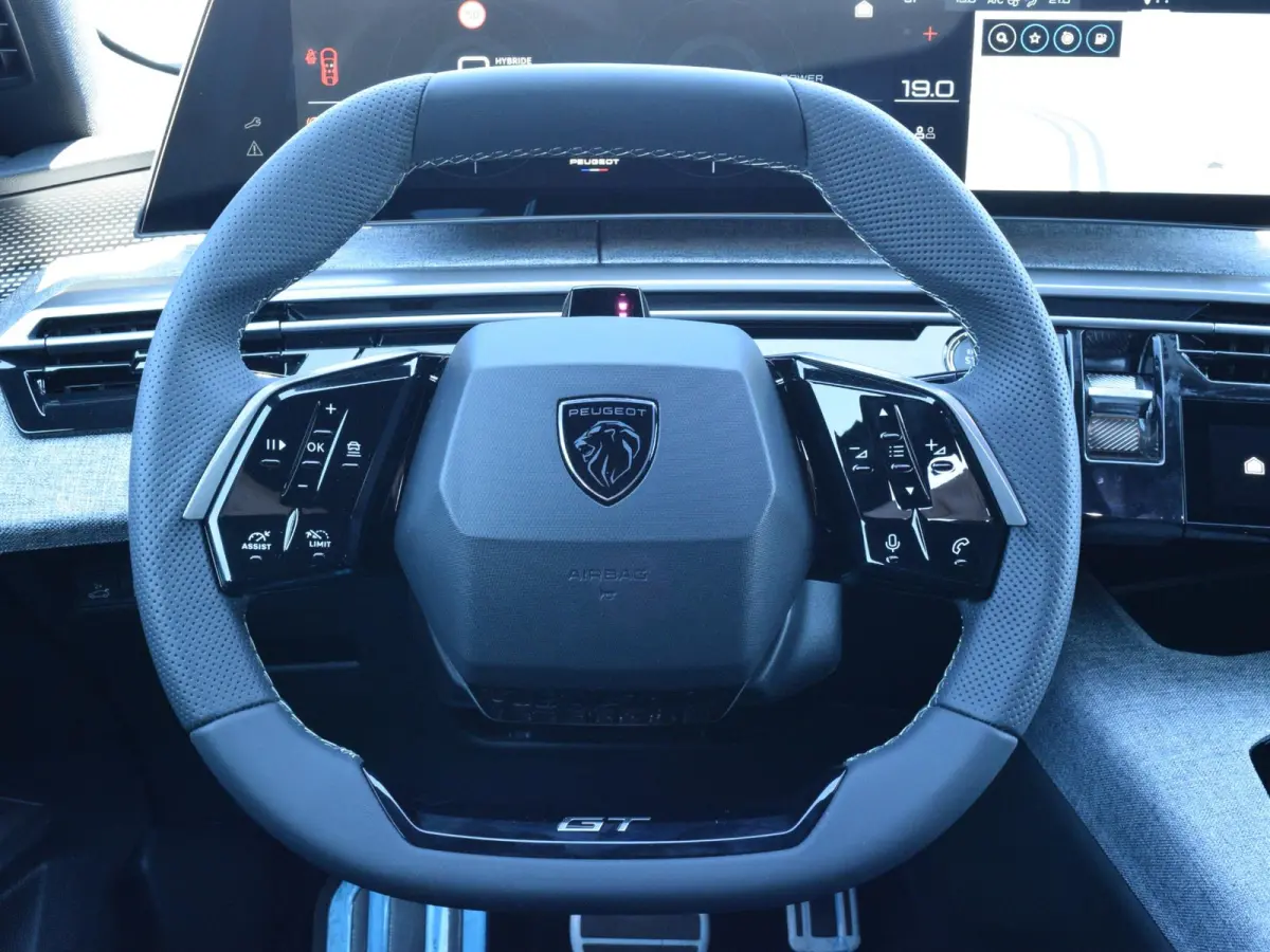 1.6 plug-in Hybrid 225 GT l 360 camera l Schuif/ kanteldak l Elektrische AGR voorstoelen l
