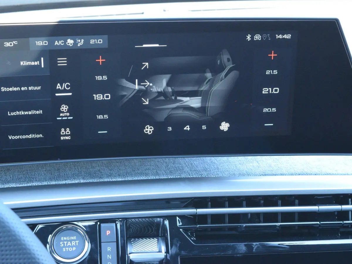 1.6 plug-in Hybrid 225 GT l 360 camera l Schuif/ kanteldak l Elektrische AGR voorstoelen l