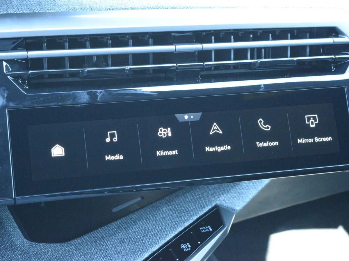 1.6 plug-in Hybrid 225 GT l 360 camera l Schuif/ kanteldak l Elektrische AGR voorstoelen l