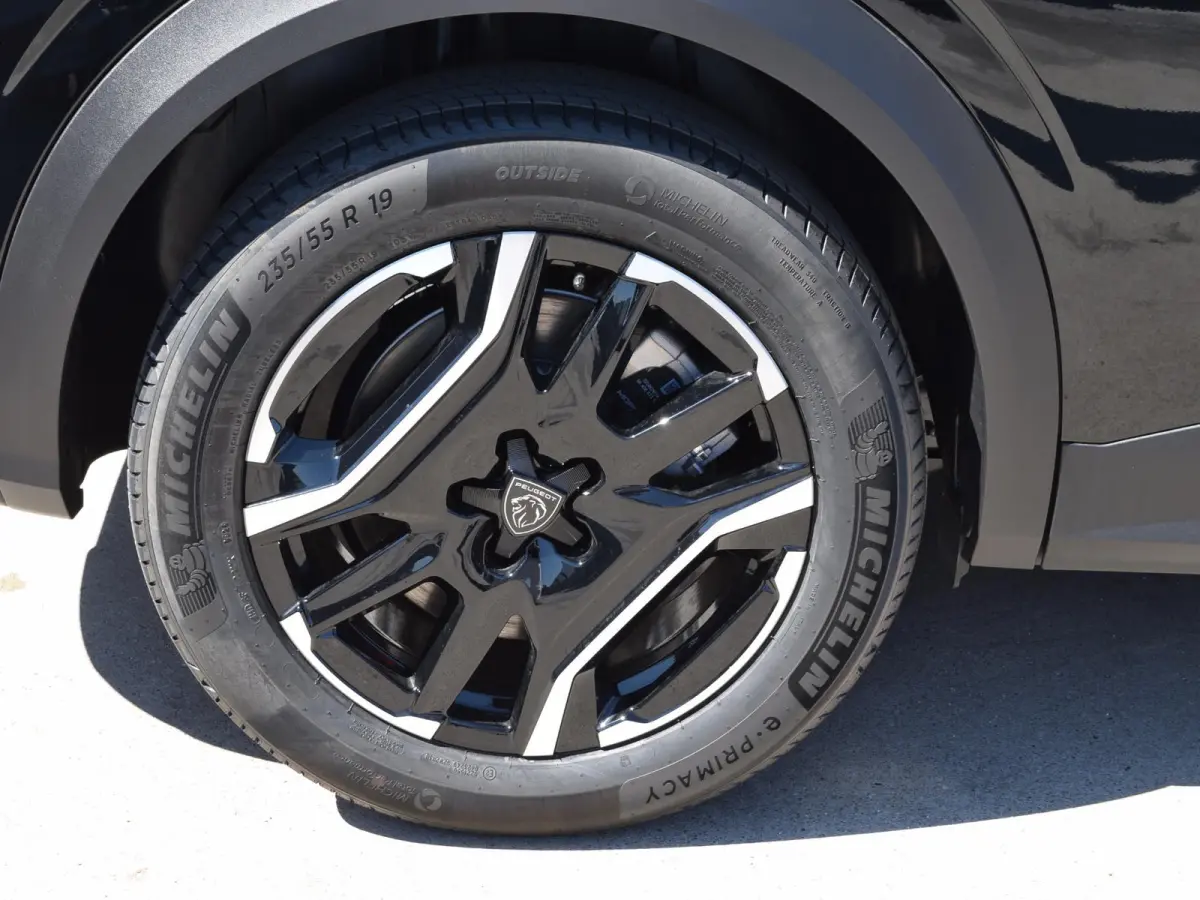 1.6 plug-in Hybrid 225 GT l 360 camera l Schuif/ kanteldak l Elektrische AGR voorstoelen l