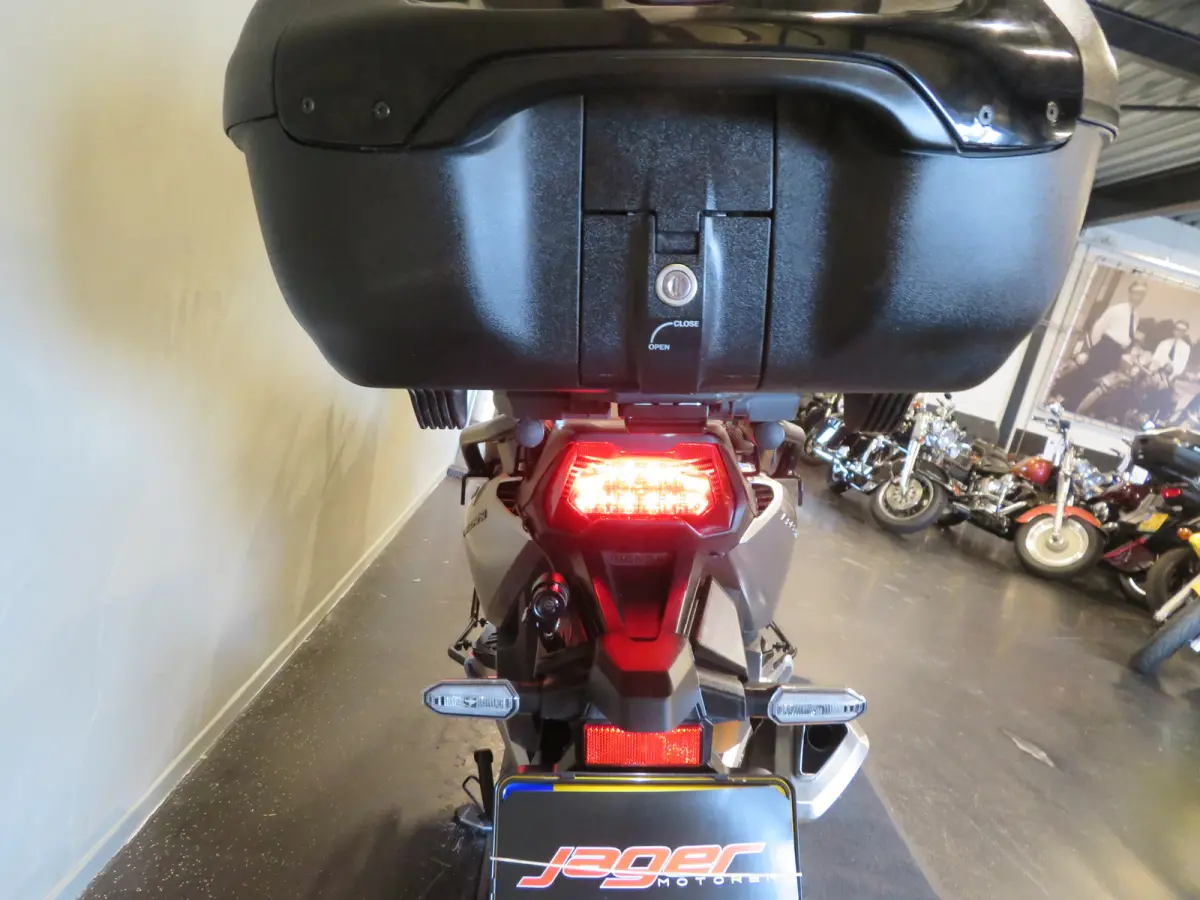 NSS 750 FORZA NIEUWSTAAT!!