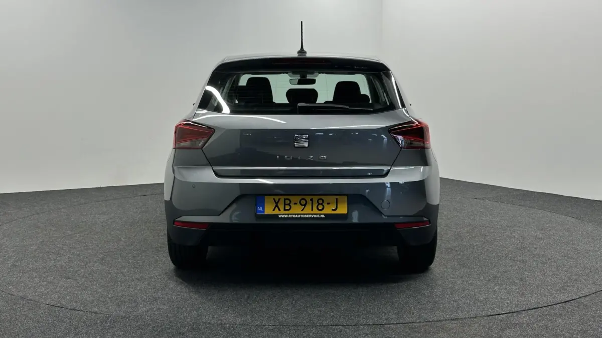 1.0 TSI Business Intense TREKHAAK NAVI CRUISE STOEL VERWARMING 85000 KM.